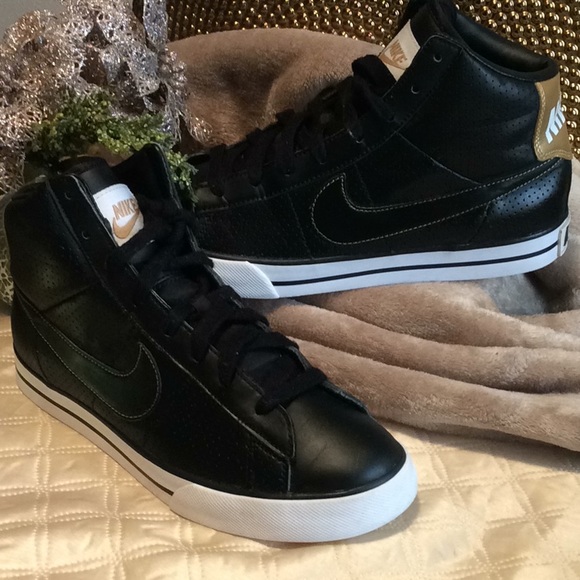 Nike Other - Nike SWEET Classic youth (high top)